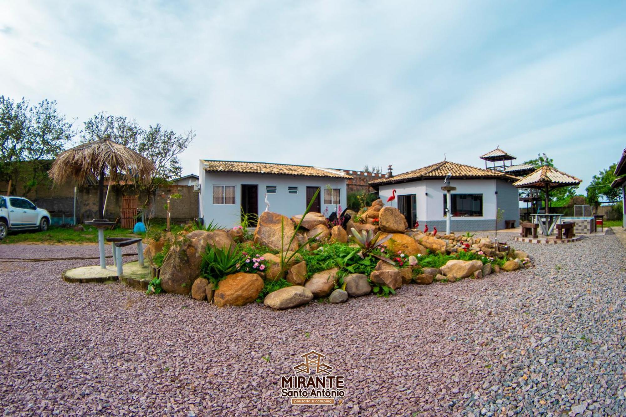 Hotel Mirante Santo Antonio Pousada E Camping à Laguna Extérieur photo